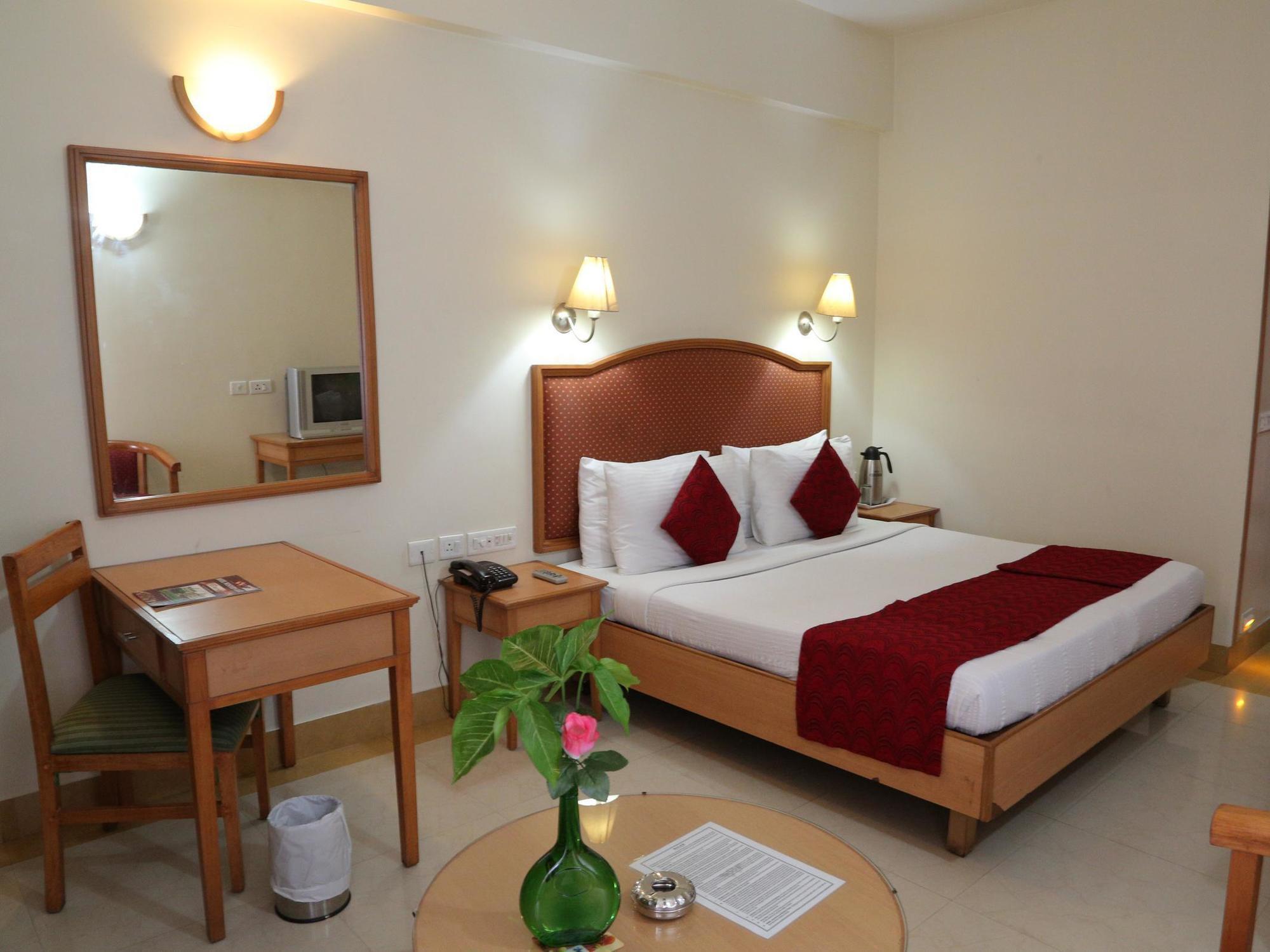 Hotel Western Gatz Theni Kültér fotó