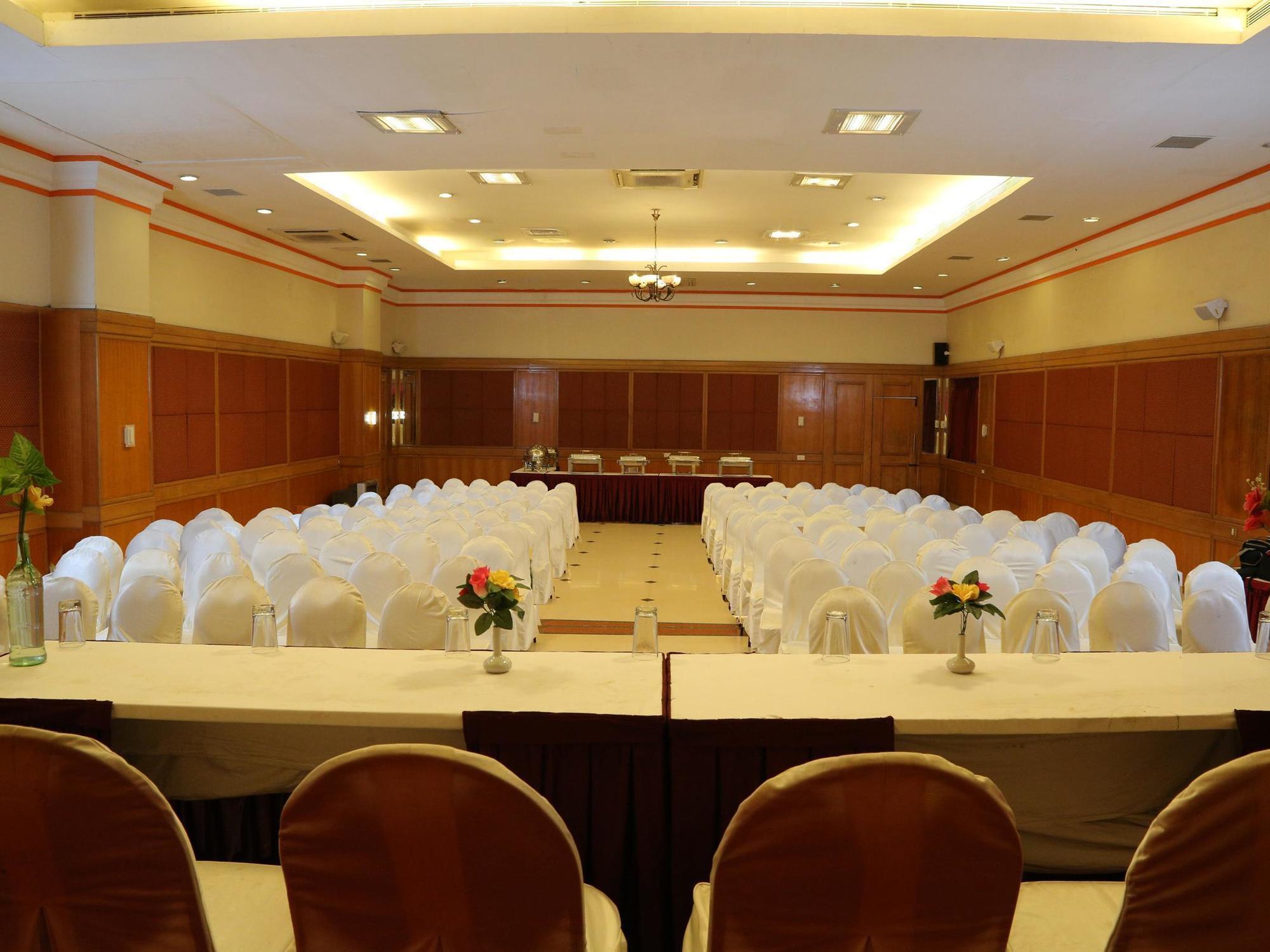 Hotel Western Gatz Theni Kültér fotó